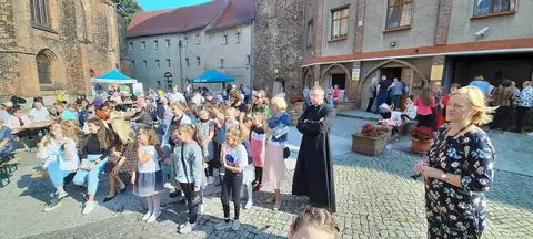 2021.09.26 – V Jubileuszowy Festyn Rodzinny – zdjęcie 125