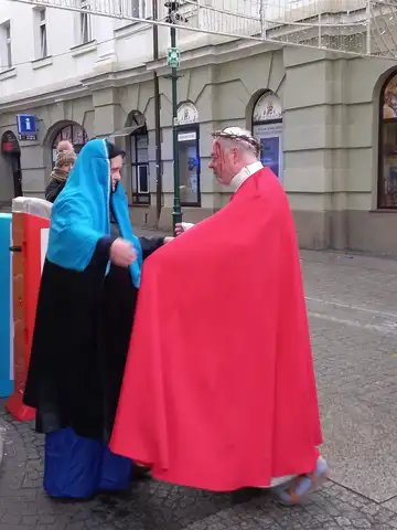 2022.04.10 – Droga Krzyżowa ulicami parafii – zdjęcie 19