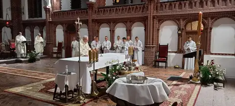 2022.04.16 – Liturgia Wigilii Paschalnej – zdjęcie 40