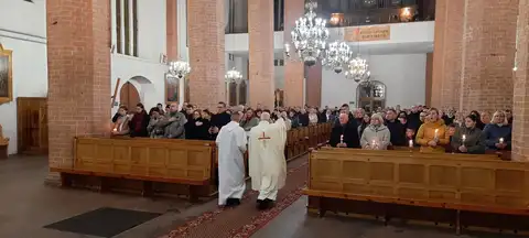 2022.04.16 – Liturgia Wigilii Paschalnej – zdjęcie 39