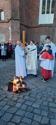 2022.04.16 – Liturgia Wigilii Paschalnej – zdjęcie 2