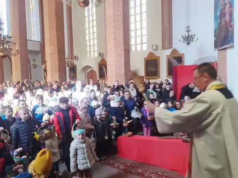 2022.04.16 – Poświęcenie pokarmów – zdjęcie 10