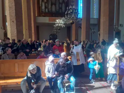 2022.04.16 – Poświęcenie pokarmów – zdjęcie 9