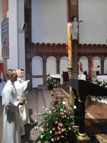 2022.04.17 – Niedziela Zmartwychwstania Pańskiego – zdjęcie 15