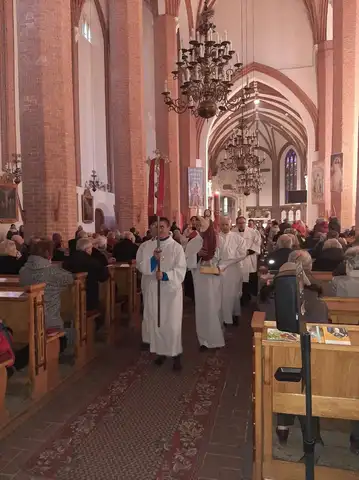2022.04.17 – Niedziela Zmartwychwstania Pańskiego – zdjęcie 1