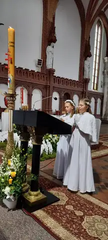 2022.05.08 – Uroczystość I Komunii Świętej – zdjęcie 23