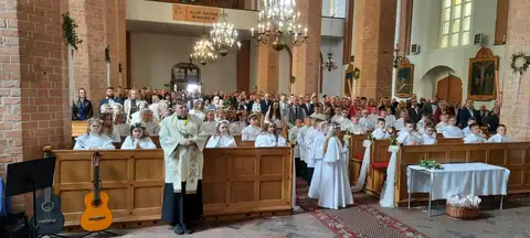 2022.05.08 – Uroczystość I Komunii Świętej – zdjęcie 41