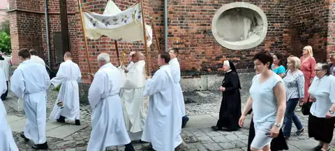 2022.06.24 – Odpust parafialny ku czci Najświętszego Serca Pana Jezusa – zdjęcie 30