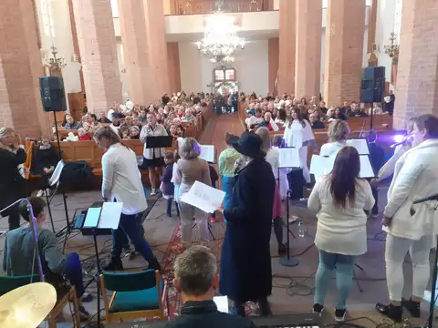 2022.09.18 – Marsz dla Życia i Rodziny – zdjęcie 10