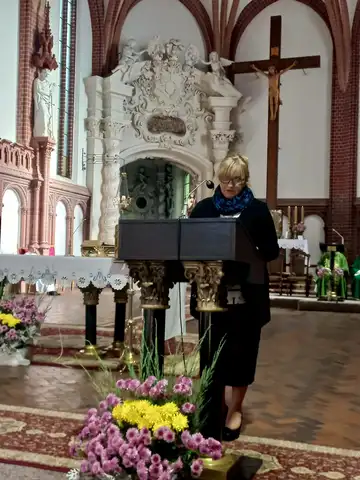 2022.10.23 – Jubileusz 20-lecia Parafialnego Zespołu Caritas i 10-lecia świetlicy „Bajka” – zdjęcie 5